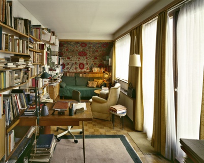 Margherita Spiluttini: Wohnung von Margarete Schütte-Lihotzky, Wien, 2000 – © Margherita Spiluttini, Courtesy: Christine König Galerie, Wien Margherita Spiluttini: Wohnung von Margarete Schütte-Lihotzky, Wien, 2000